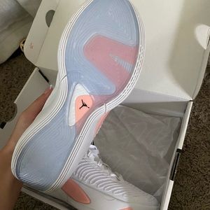 Jordan 1 Luka in pink, Brand new and comes with box.